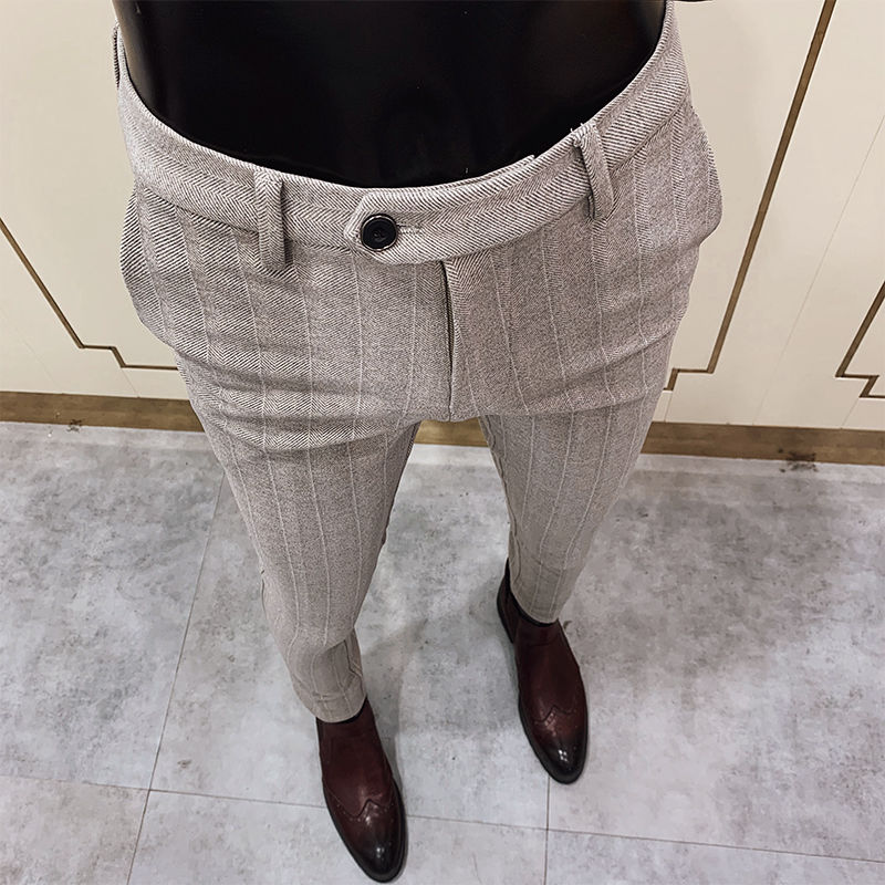 Stribet slim fit ankelbukser formelle bukser længde mørkegrå striber business kontor bukser mænd efterår kjole bukser til mænd: Khaki / 29