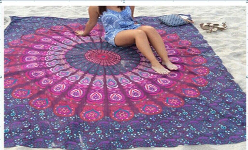 Nueva Toalla de playa redonda plegable, colgante de pared de secado rápido, manta Mandala pícnic al aire libre, alfombra de pavo real, Alfombra de acampar, toallas de natación: Púrpura