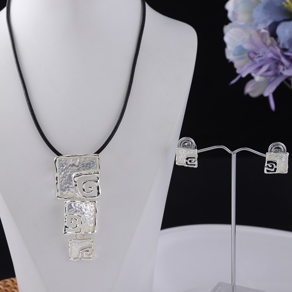 Sprzedaż Cring Coco kwiat magnolii zestawy biżuterii moda rezygnacja wisiorek naszyjniki niebieski emalia naszyjnik łańcuszkowy kolczyki dla kobiet: SE2117SIGWG