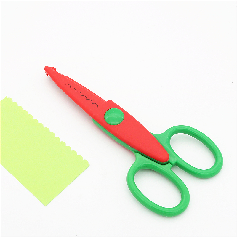 Decorative Wave laciness Edge Scissors DIY for Scrapbook Handmade Kids Artwork Card Safe