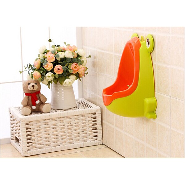 Froskeformet takrenne pottetrening urinal med virvlende mål gul mannlig baby suger frosk låve urinal stående urinal toalett