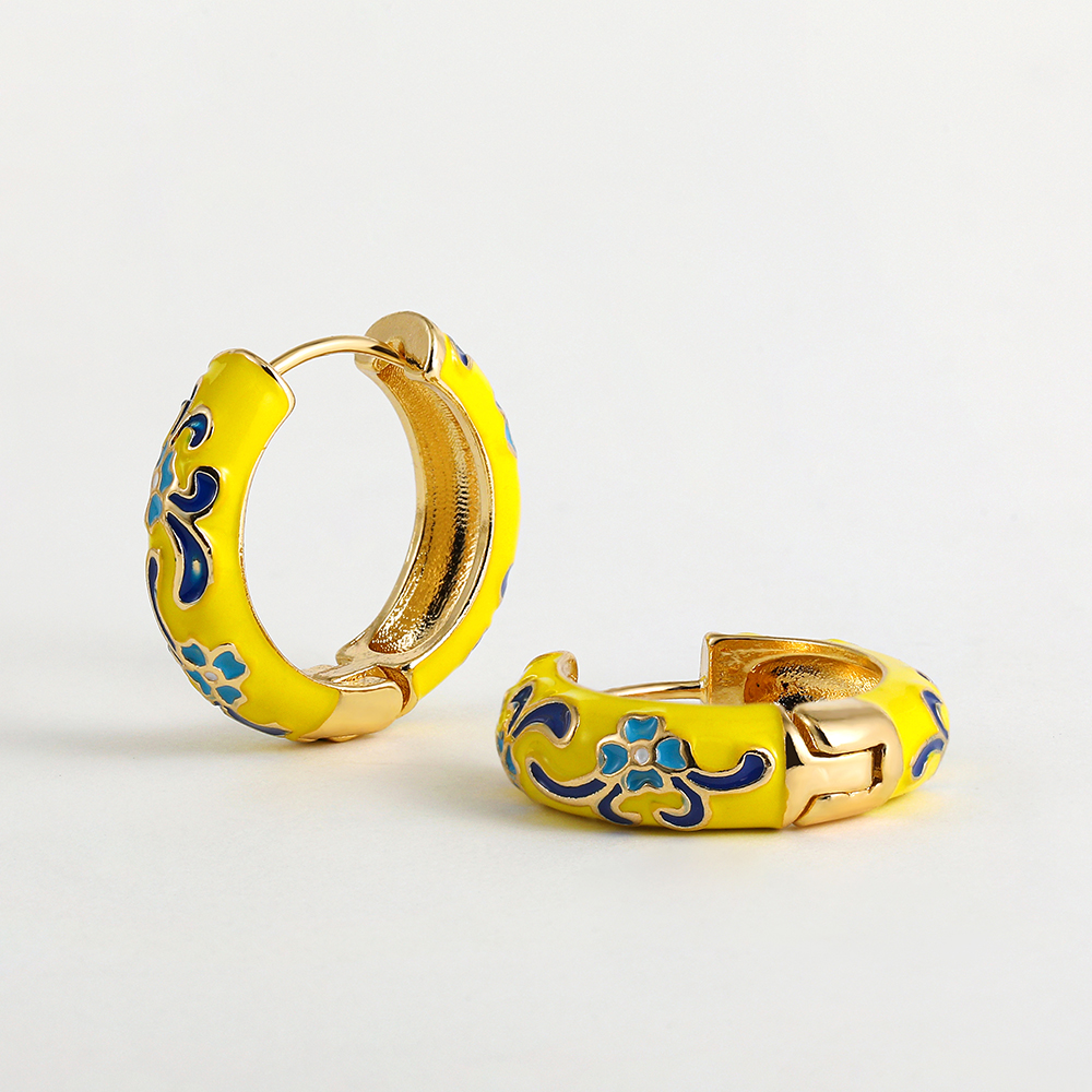 Orecchini a cerchio piccoli con fiori colorati Vintage ▾ Smalto in metallo Fiori e piante Cerchio Huggie cerchi Regalo di gioielli alla moda femminile: Argento placcato