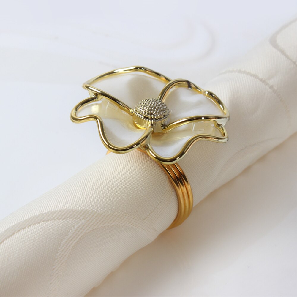 6PCS Metal Modern White Magnolia Flower Napkin Ring Hotel Western Restaurant Desktop Decoration Napkin Ring Party Wedding Decora
