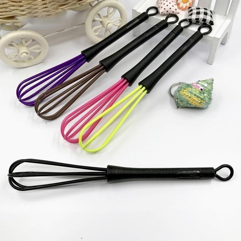 2Pcs Garde Mini Ei Roterende Ei Mixer Kloppers Ballon Platte Staaldraad Kom Schraper (Kleur Willekeurige)