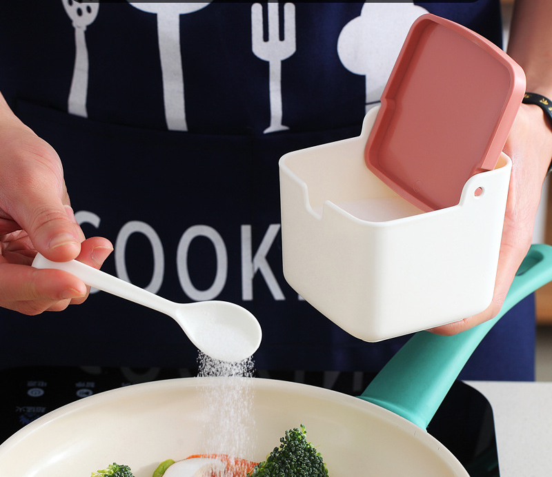 1 Set Plastic Sugar Bowl with Spoon Kitchen Salt Container Salt And Pepper Spice Bottle