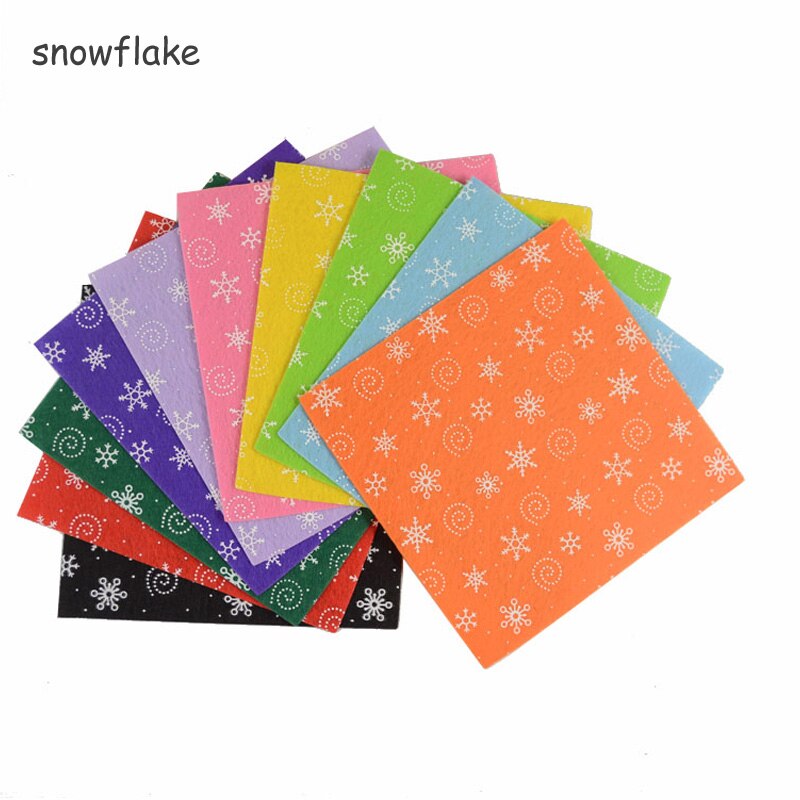 1mm tykkelse filt diy håndværk 15 x 15cm hjem mønster bundt polyester klud kunst håndværk syning af ikke-vævet stof trykt filt: Snefnug