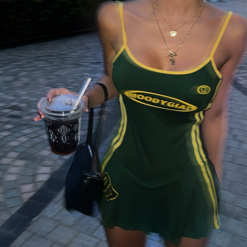 Spaghettiband vackra kvinnor klänningar sommar sexig sport casual kort klänning kvinnlig ärmlös grön miniklänning: S