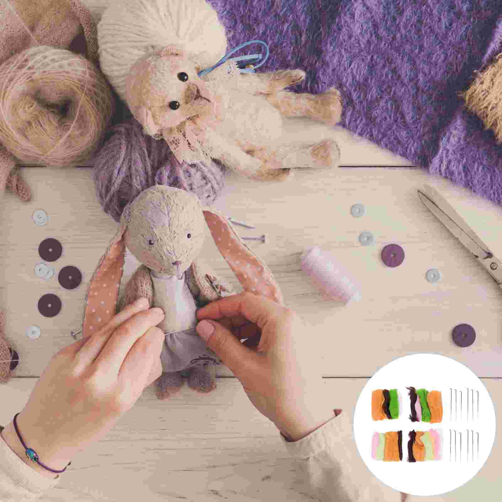 4 Sets of Needle Felting Kits DIY Wool Felting Kits Desktop Decor Needlework Accessories: Green 1