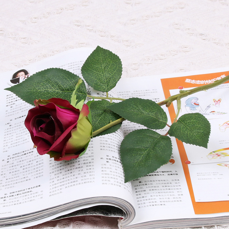 ¡Gran venta! flores rosas artificiales, bonita seda pequeña, rosas blancas, decoración para bodas, suministros para fiestas, flores artificiales: Borgoña