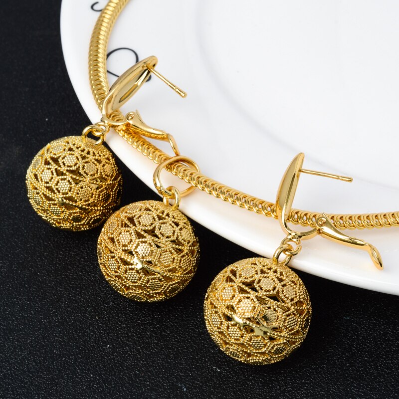 Sunny Sieraden Sets Hollow Bal Goud Geplant Oorbellen Hanger Ketting Voor Vrouwen Voor Wedding Party Classic Trendy