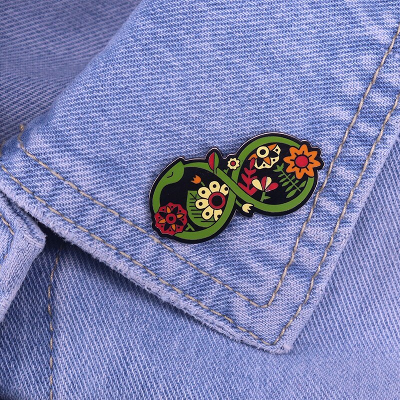 Infinity symbol Serpent badge, Snake eating his own tail pin