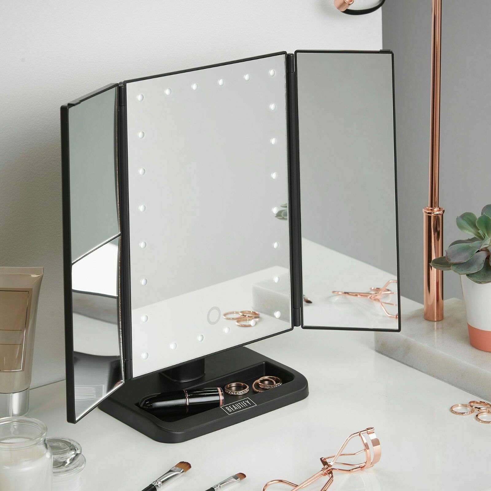 Foldable Light Up Dressing Table Tri-fold Mirror 24 LED Lights Illuminated Dimmable Magnifying Makeup Vanity Mirrors Household