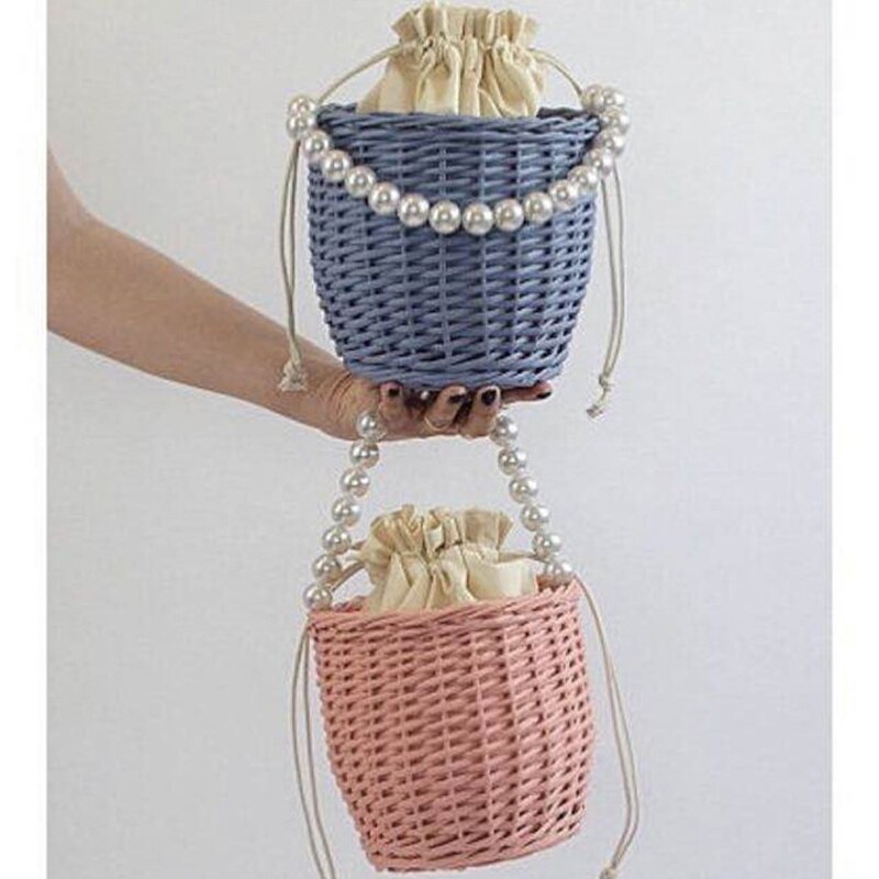 Pärlformad bärbar vävd halmväska rottingpärla liten fräsch strand bucket bag ins tide style grönsakskorg handväska