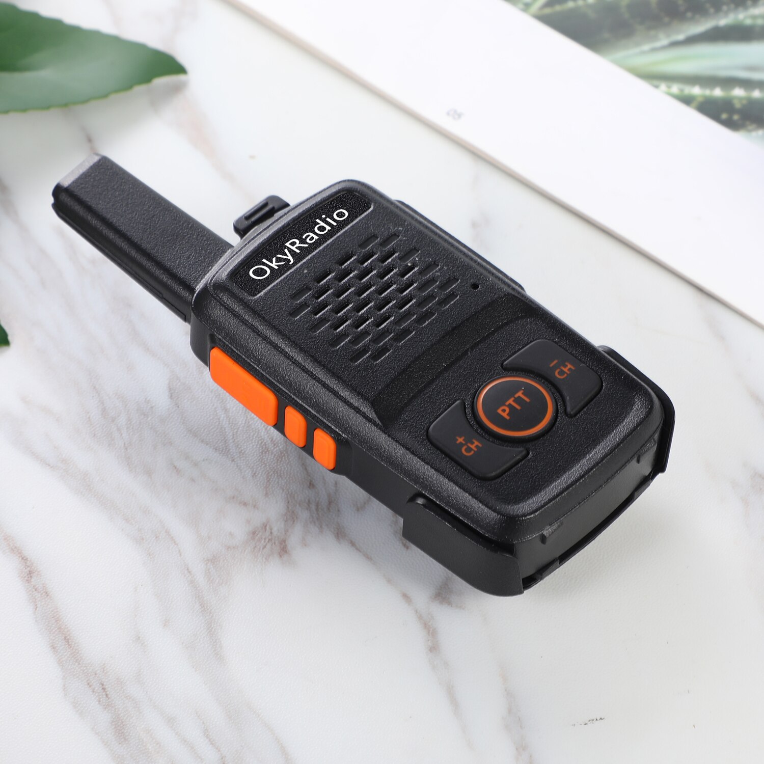 Walkie-talkie portátil, dispositivo resistente al agua, 5w, 6km, llamada, 4800mAh, en tiempo Real,