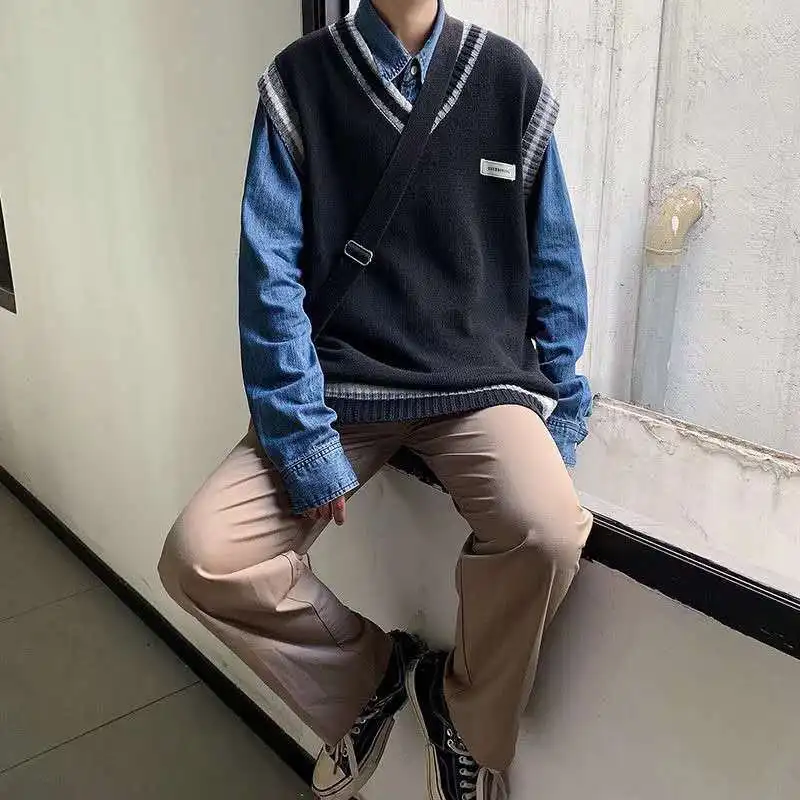 Männer Gestrickte Weste Koreanischen Stil Weste Herbst und Winter Jahrgang zur Seite fahren Männlich Harajuku verlieren passen Offen Neue in Billig