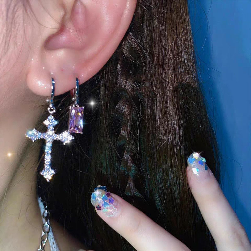 Y2K gotisch Strass Kreuz Ohrringe Kpop Zirkon Kreuz Tropfen Ohrring für Frauen Grunge Egirl Ohrringe Schmuck Zubehör: Braun