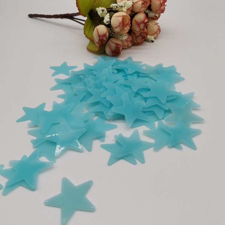 1 Bag Children Glow In Dark Toys 3cm Luminous Star Bedroom Wall Stickers Fluorescent Toy PVC Stickers for Kids Room Decor: blue