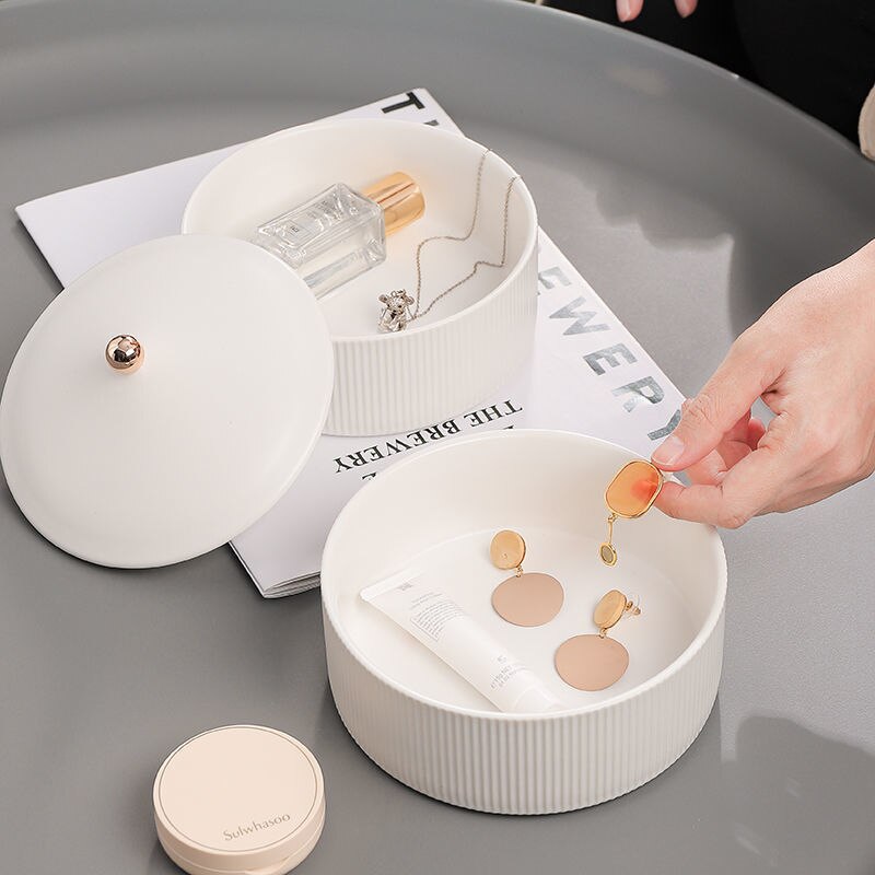 Nordic White Ceramic Bowl with Cover Fruit Snacks Cookies Food Storage Container Serving Dishes Sealed Fresh Keeping Salad Bowls