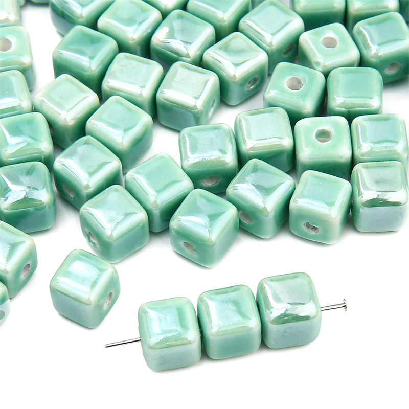 10 pçs cores da moda 6/8mm contas quadradas cubo contas de cerâmica diy 2mm buraco contas artesanais contas de porcelana para fazer jóias: Marrom