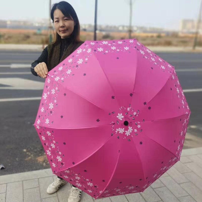 10 k plus størrelse kvinder solrig og regnfuld paraply tre-foldet sort belægning solcreme uv parasol vindtæt stærk regn paraply: 03