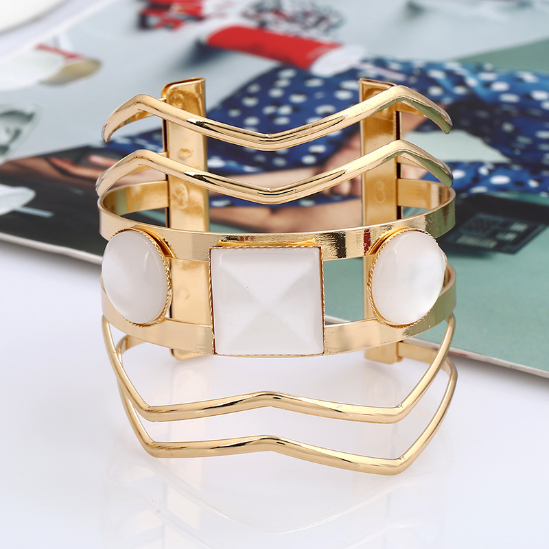 LZHLQ Geometric Multilayer Wire Bangle Trendy Maxi Opened Resin Cuff Bracelet For Women Brand Jewelry Accessories: Heng pai White