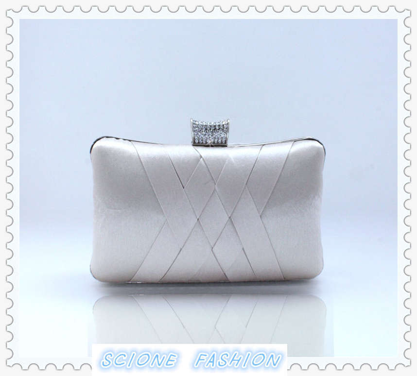 Femmes pochettes Satin mariée sac sac à main concepteur doux sacs de soirée fête sac à main de mariage pochette portefeuille sac à bandoulière 7395: apricot