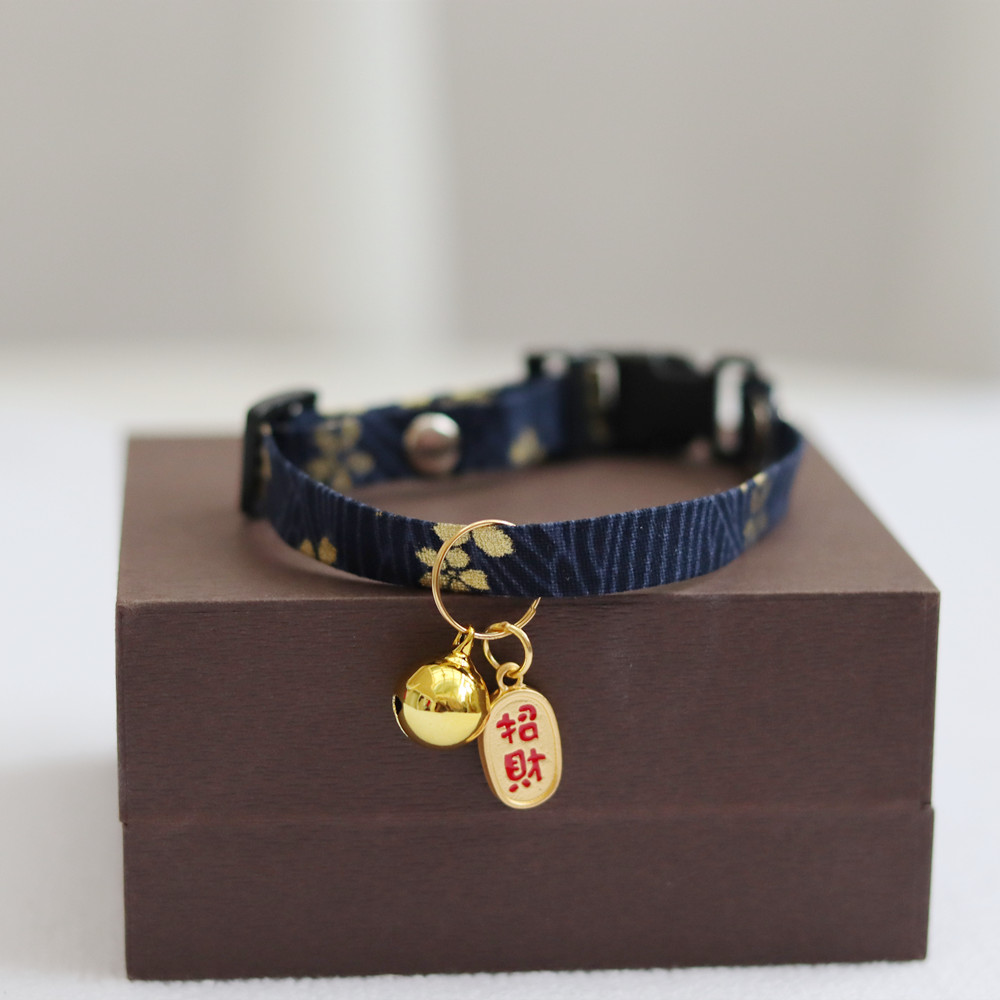 Japonais Sakura chien tour de cou gravé paillettes chiot chat collier pendentif collier pour animaux de compagnie accessoires pour animaux de compagnie patte