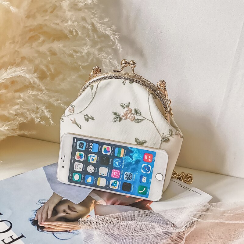 Flowers Lace Chain Women Shoulder Crossbody Bags Vintage Chic Lady Shell Bag Kiss lock Women's Handbags Purses