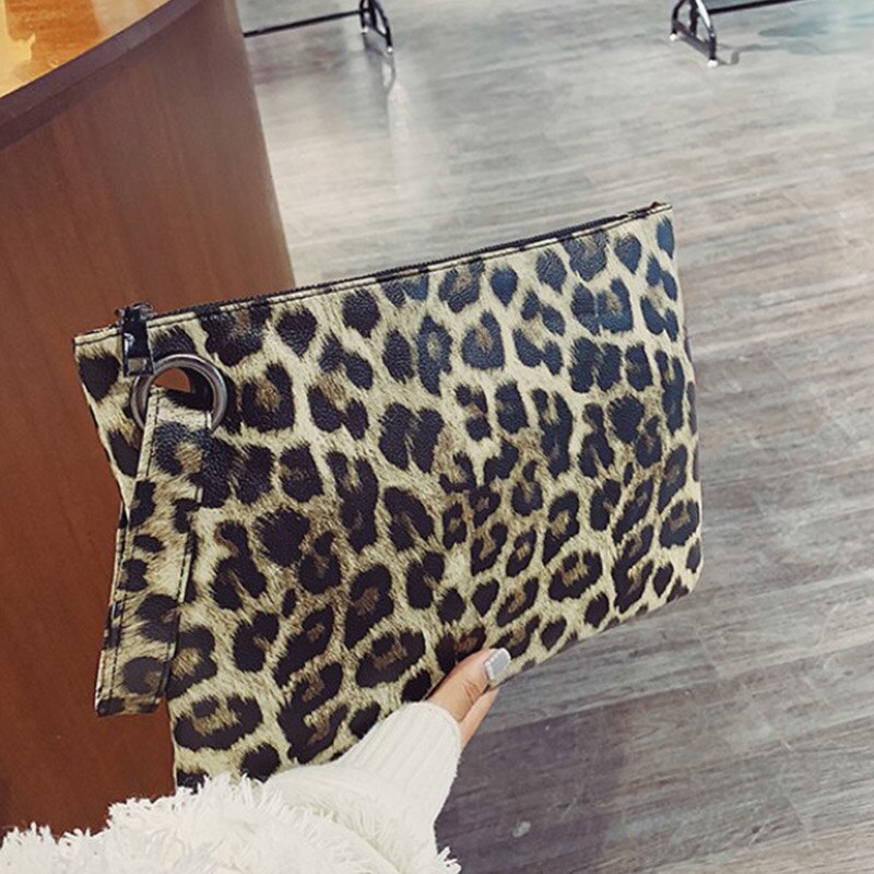 Women Leopard Pu Leather Clutch Wrist Bag Simple Zip Handbag Ladies Travel Cell Phone Evening Party Bag Purses