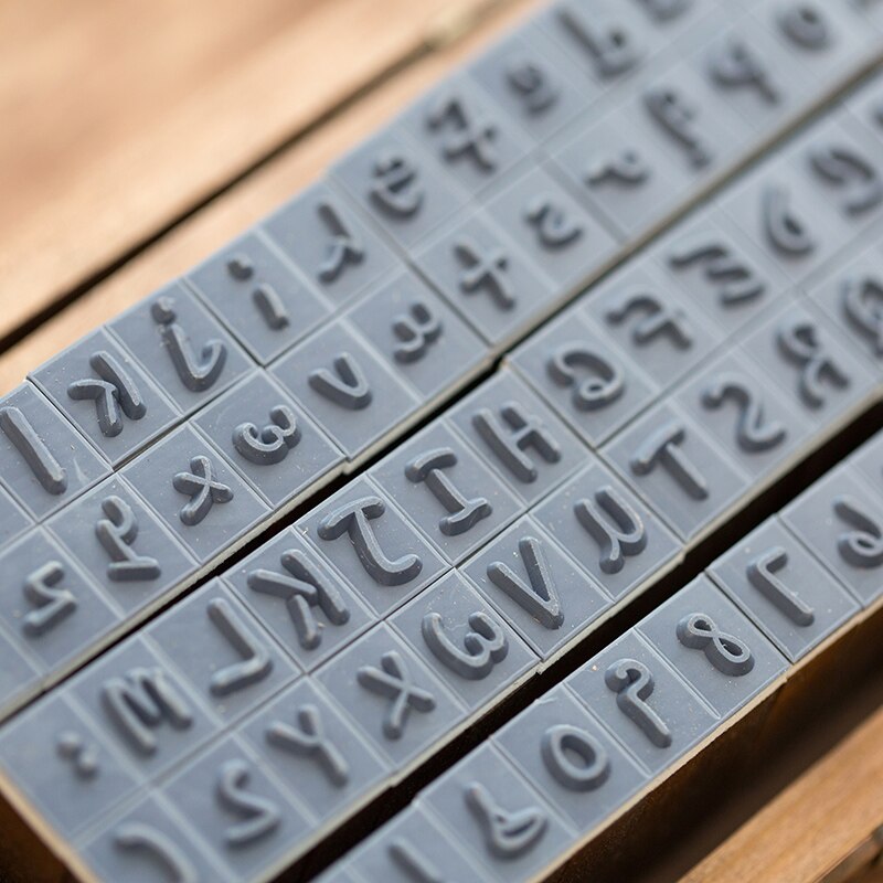 Anglais kursiv digitalt engelsk stempel trealfabet digitale bokstaver seglsett standardiserte stempler engelsk brevstempel