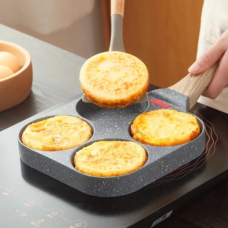 4 Holes Egg Frying Pan Multifunction Hamburger Steak Non Stick Pan Wooden Handle Cooking Pan Cooking Utensils