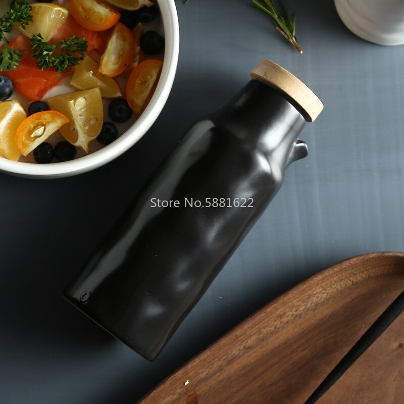 White Black Ceramic Oil Pot Household Leak-proof Oil &amp; Vinegar Pots Porcelain Kitchen Soy Sauce Pot Oil Tank Seasoning Bottle