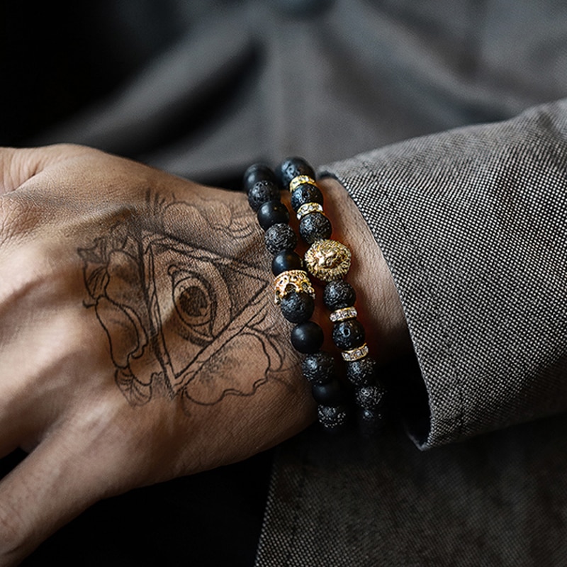 Klassieke Handgemaakte Lion Crown Charm Mannen Armband 2 Stks/set Matte Lava Stone Bead Armband Voor Mannen Sieraden: 1