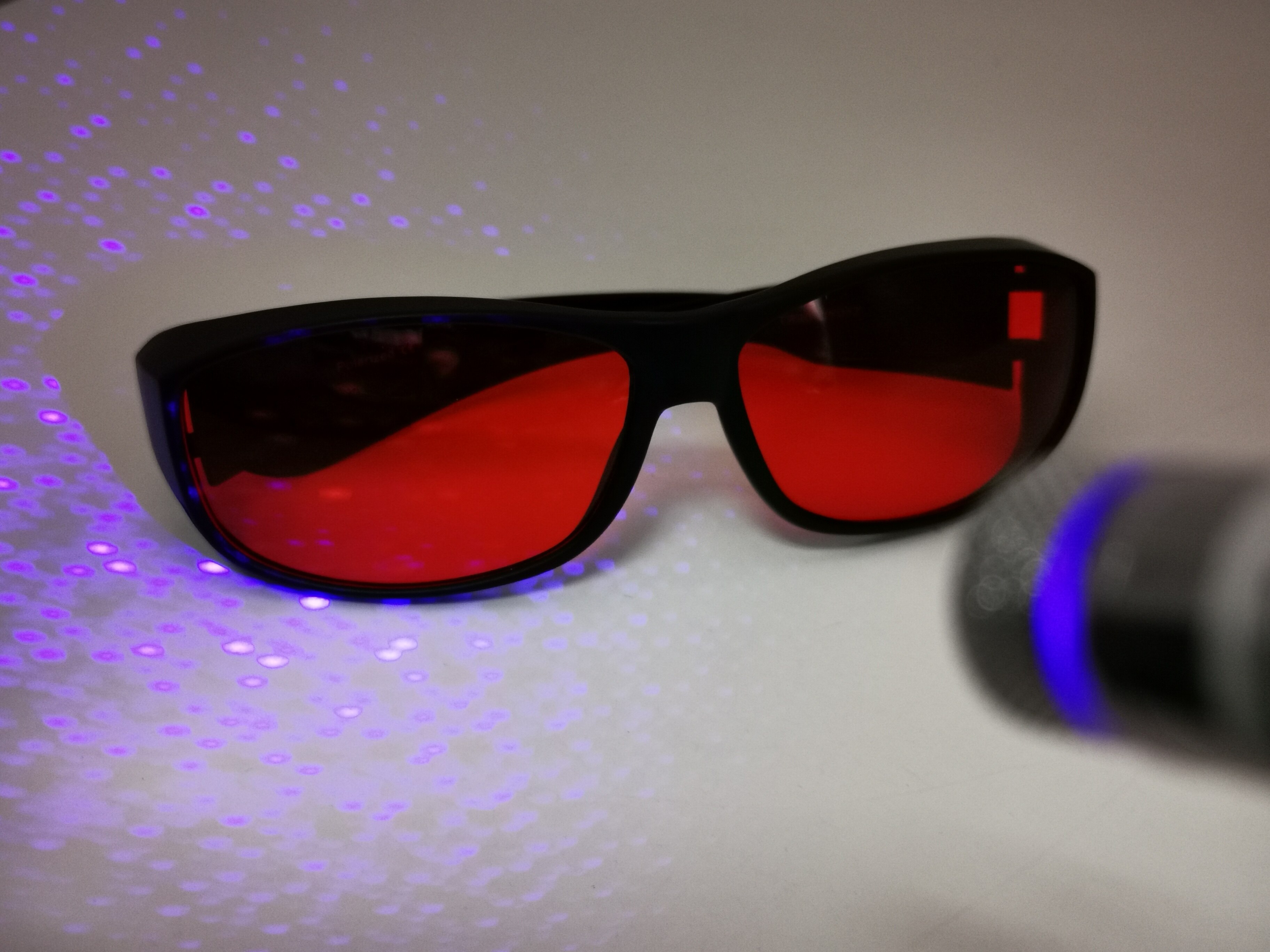 Anti-blue light eyewear fit over gaming glasses UV400 protection fullim wear on red color protection glasses 017