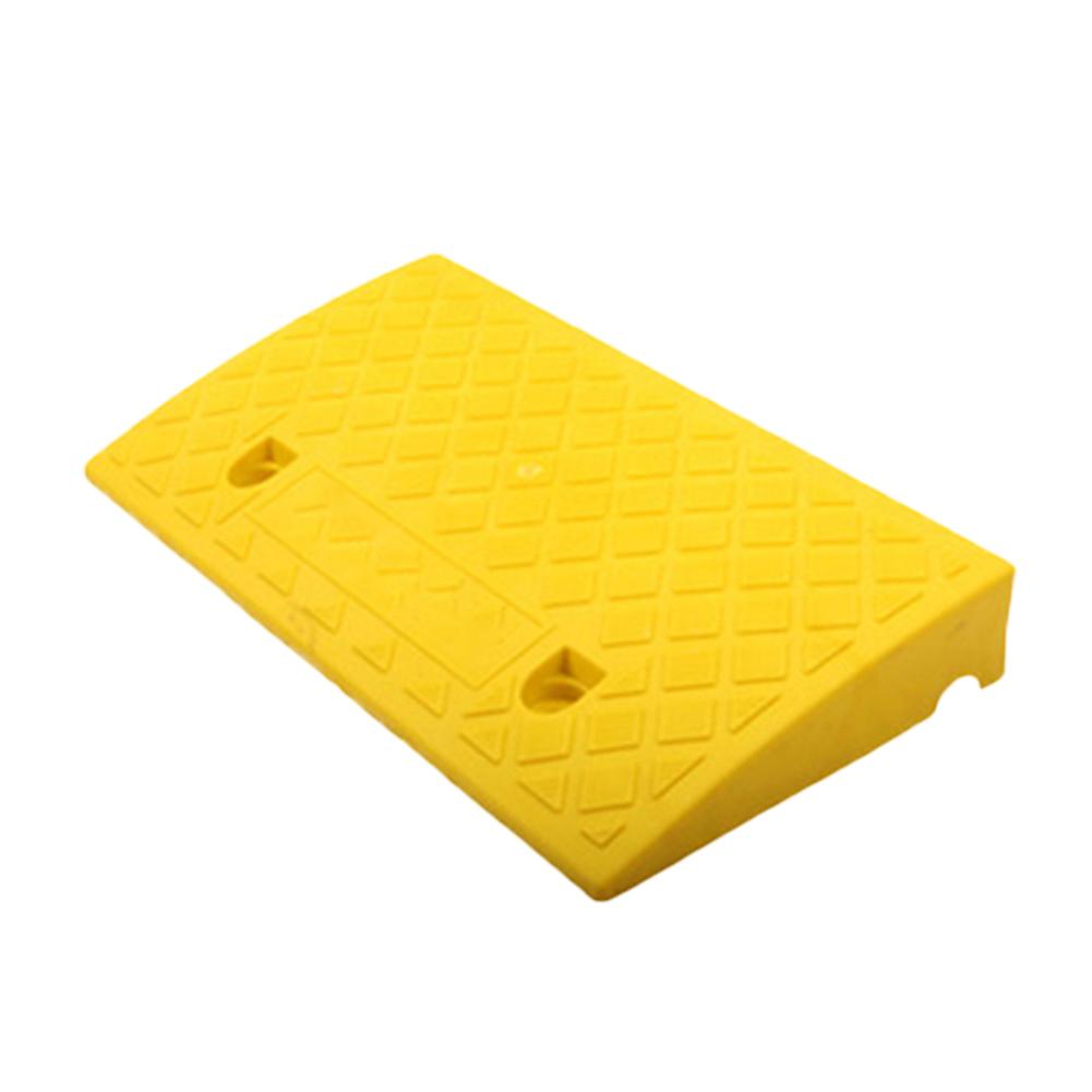 Almohadilla en rampa de desaceleración, rampas de plástico de 50*27*7cm, rampa de paso de goma para el camino, rampa de umbral del coche para la motocicleta y el coche: Yellow