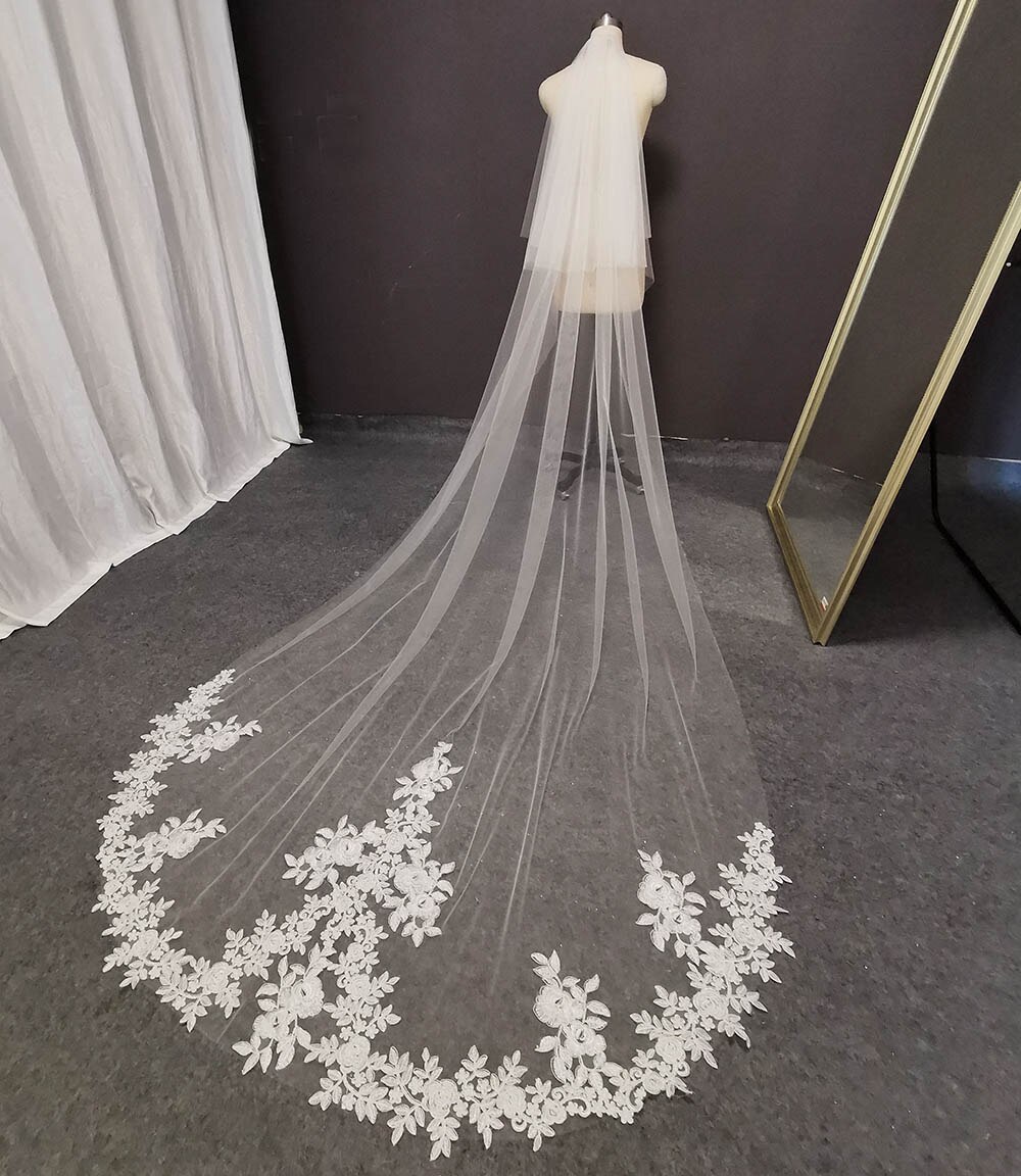 Echt Fotos 2 Ebenen Lange Spitze Hochzeit Schleier mit Rouge 3 M Weiß Elfenbein Weiche Tulle Braut Schleier Hochzeit Zubehör