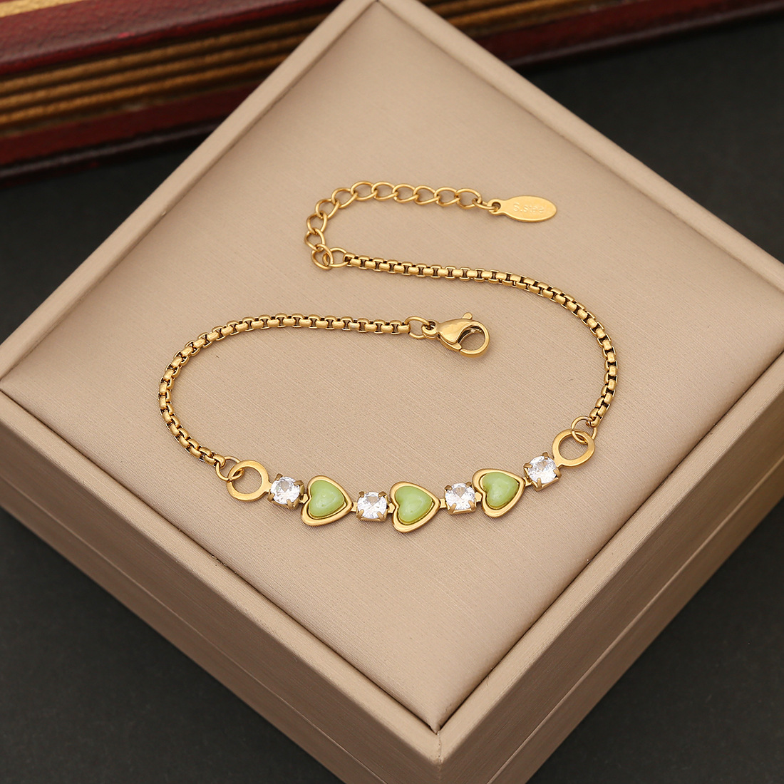 Acciaio inossidabile 316L New Fashion Fine Jewelry fresco e dolce 6 colori zircone Love Heart Shape Charm Chain bracciali per le donne