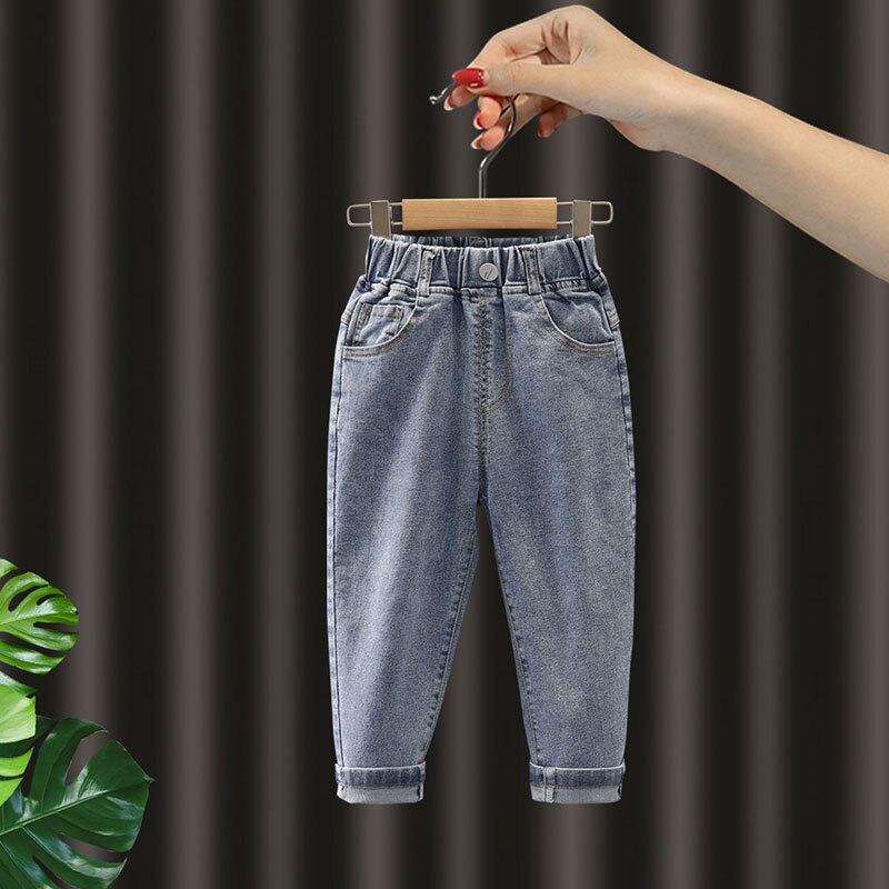 2021 moda ragazzi Jeans primavera e autunno abbigliamento per bambini Jeans per bambini lettera blu pantaloni in Denim Jeans per ragazze 2-6Y