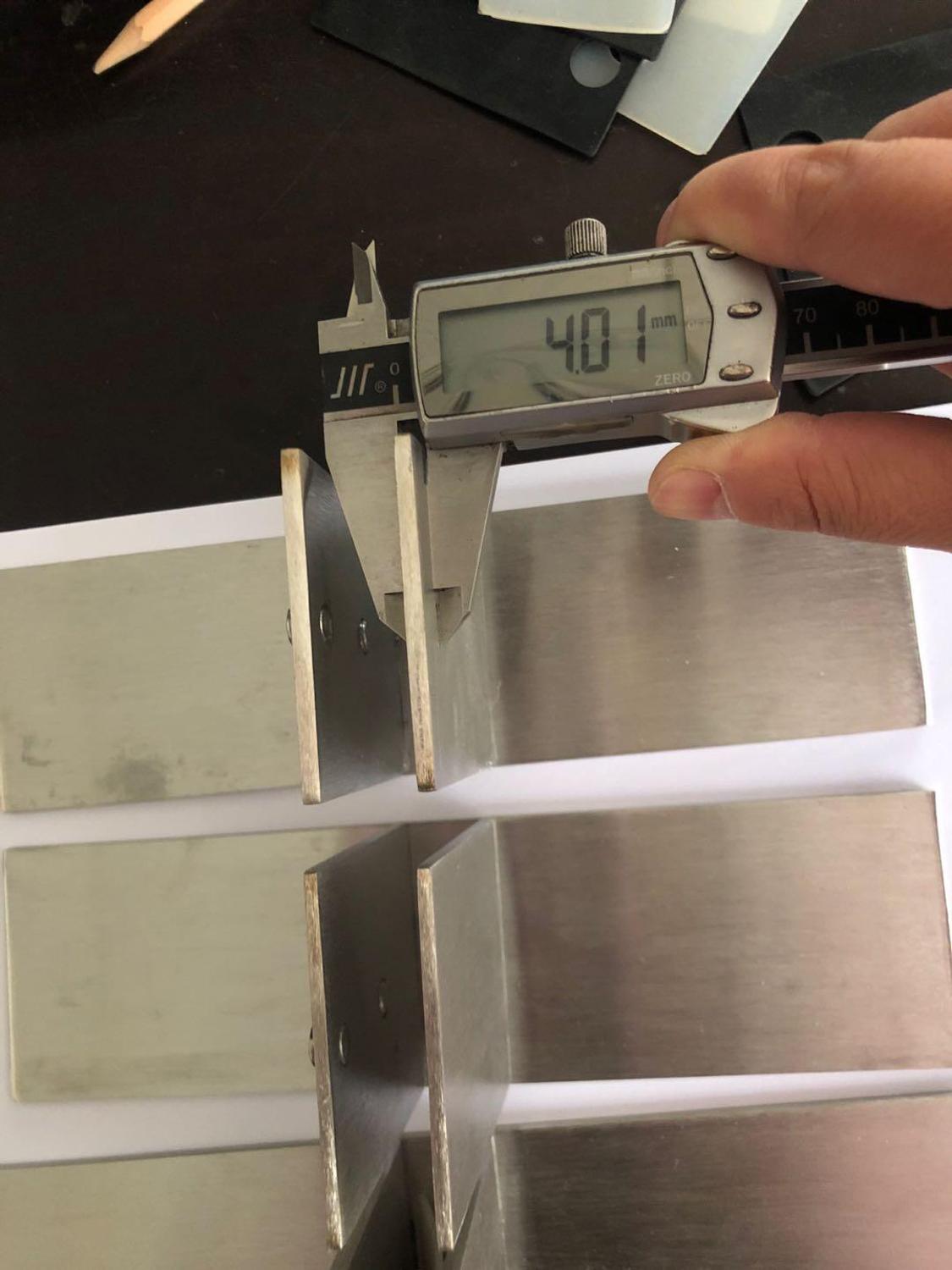 Stainless Steel Desk Use Glass Clamp