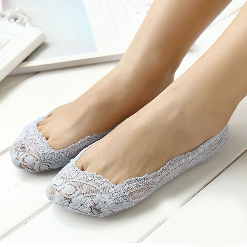 Spring Summer Women's Socks Lace Thin Non-Slip Silicone Invisible Girls Woman Ankle Socks Peas Shoes Low Cut Socks