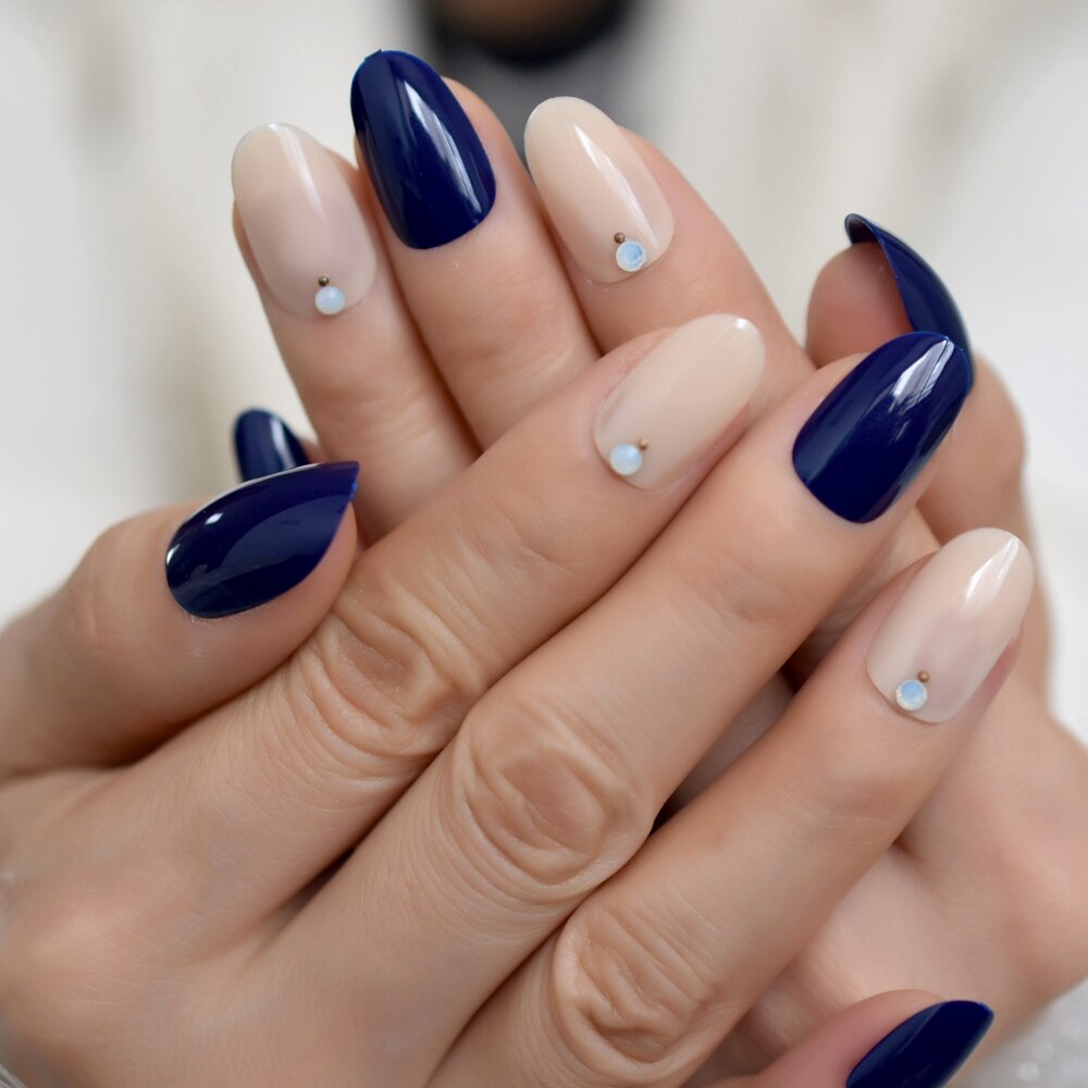 Codzienne sztuczne paznokcie krótkie średniej wielkości owalne prasy na paznokcie kolor manicure dekoracyjne porady z dżetów: L5598