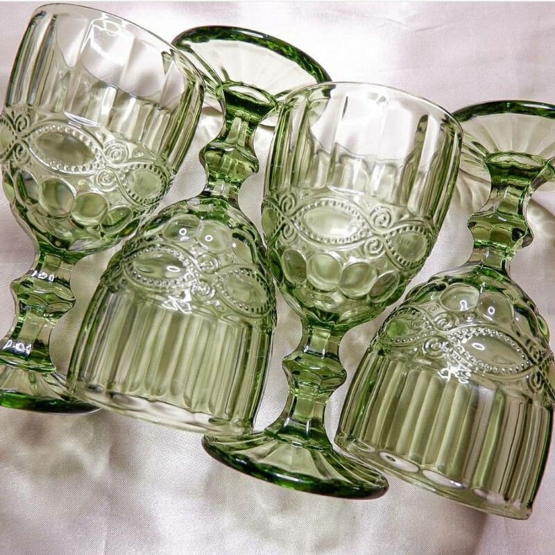 1PC European Style Vintage Embossed Petal Glass Carved Red Wine Glass Juice Glass, Goblet