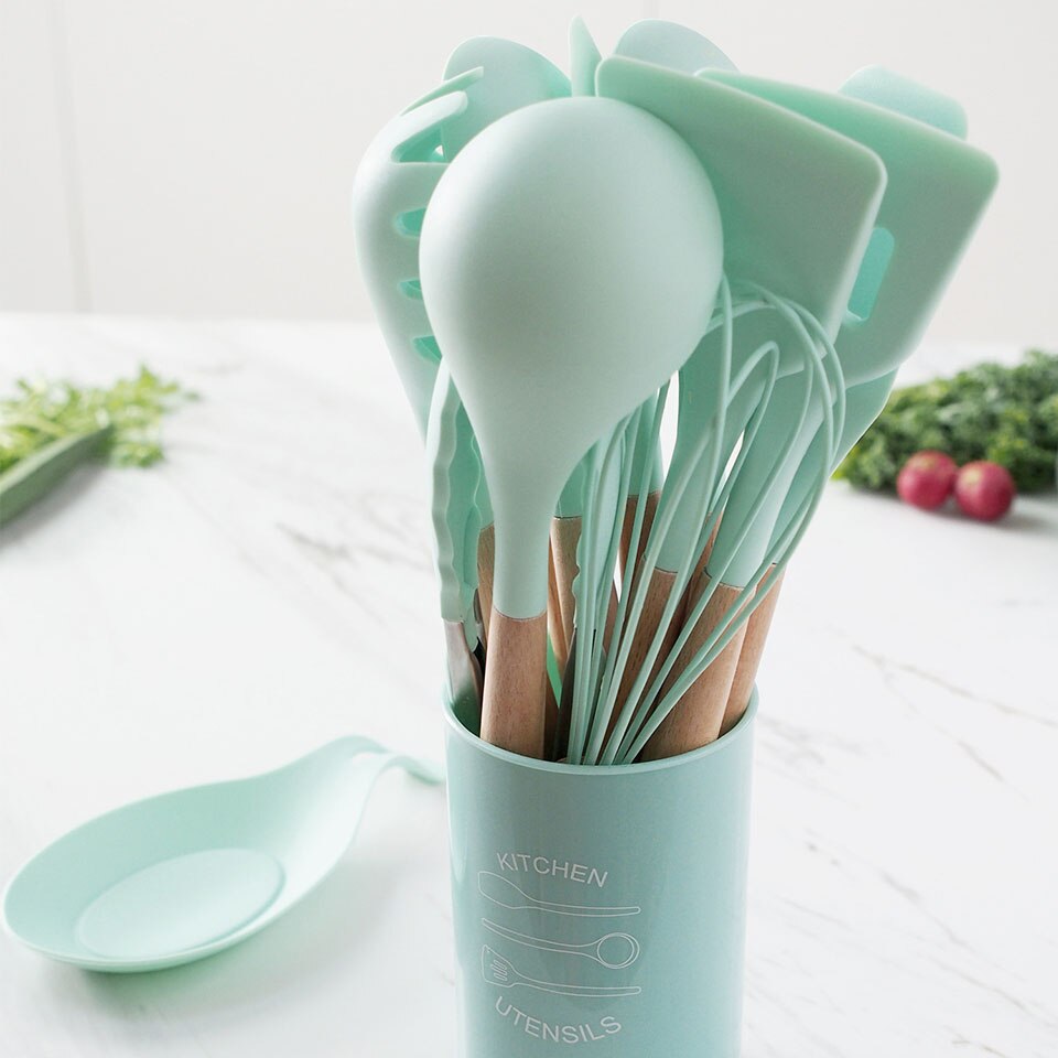 Silicone Kitchen Soup Spoon Cooking Spoons Wood Handle Spoon Kitchen Accessori