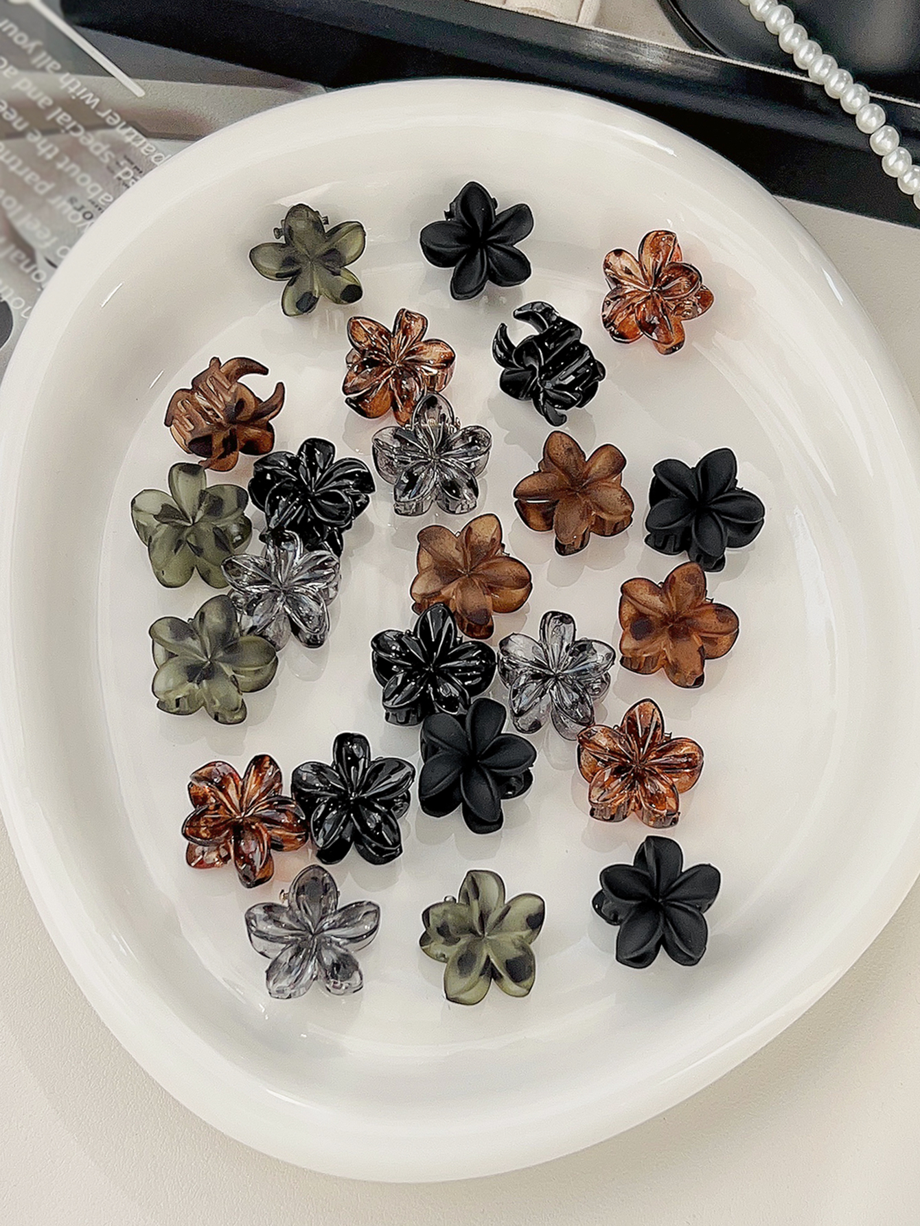 Paquete de mini pinzas para el cabello con flores para mujer: pinzas para peinar sin arrugas para flequillo y peinado pequeño: YELLOW