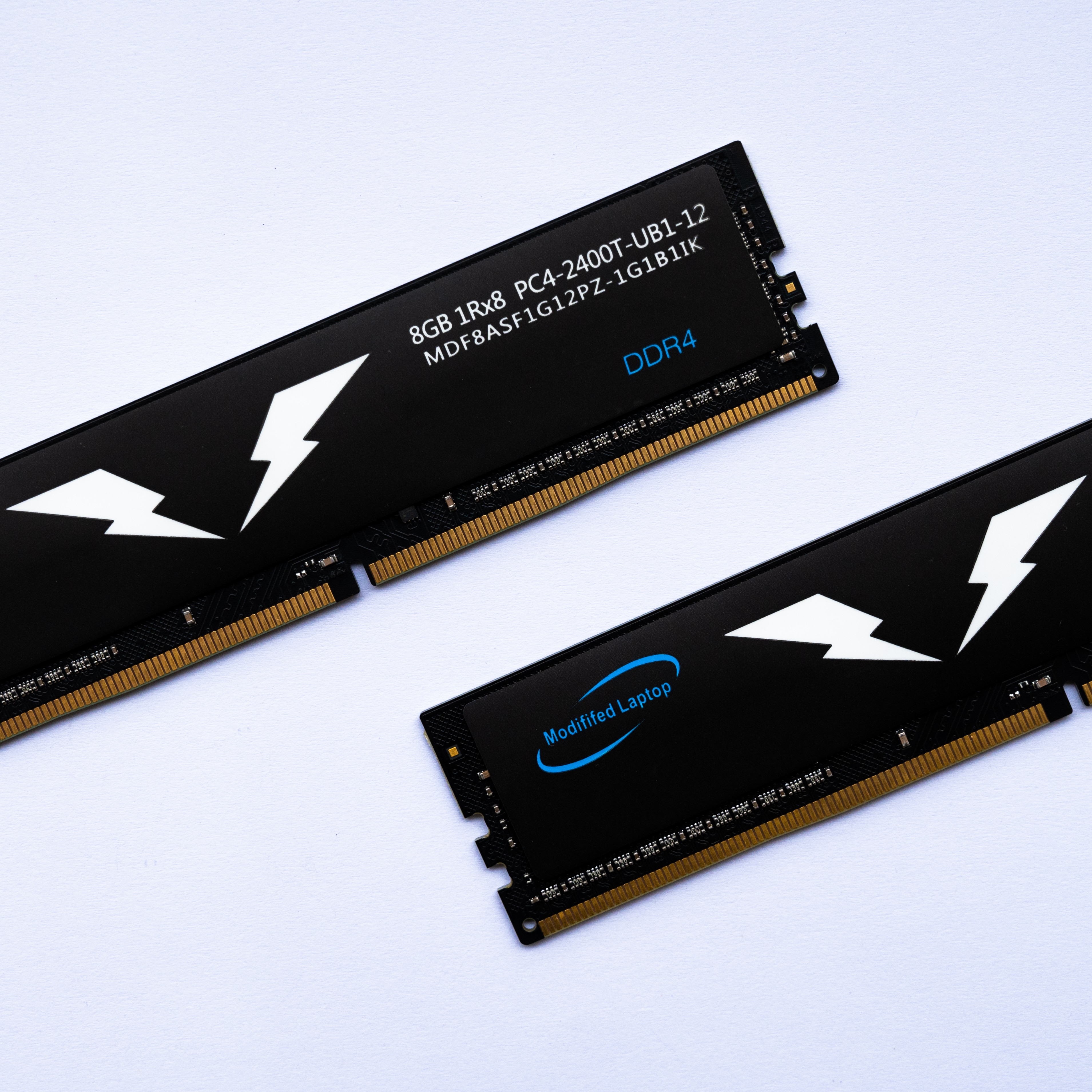 DDR4 8GB 1R * 8 PC4-24OOT-UB1-12