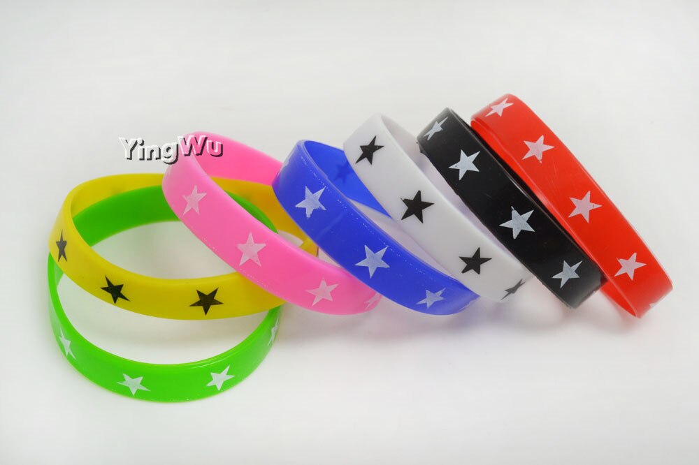 Yingwu Veel 50-200 stuks mix kleuren Letters Print siliconen Armband polsbandje Elastische Rubber Vriendschap Armbanden