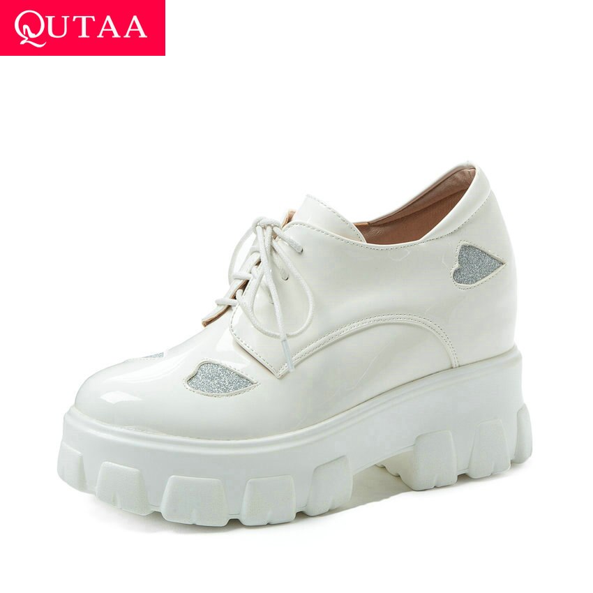 QUTAA 2021 PU lakierki klinowe szpilki na co dzień kobiety buty platformy wiosenno-jesienne zasznurować eleganckie damskie pompy rozmiar 34-43