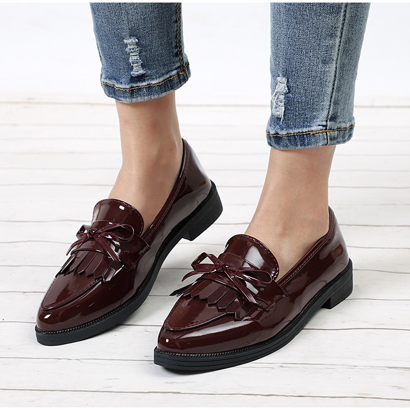 Tofs rosett knut kvinnor oxfords kvinnligt derby lädermärke casual spetsig tå slip on flats dam komfort höst brogue skor