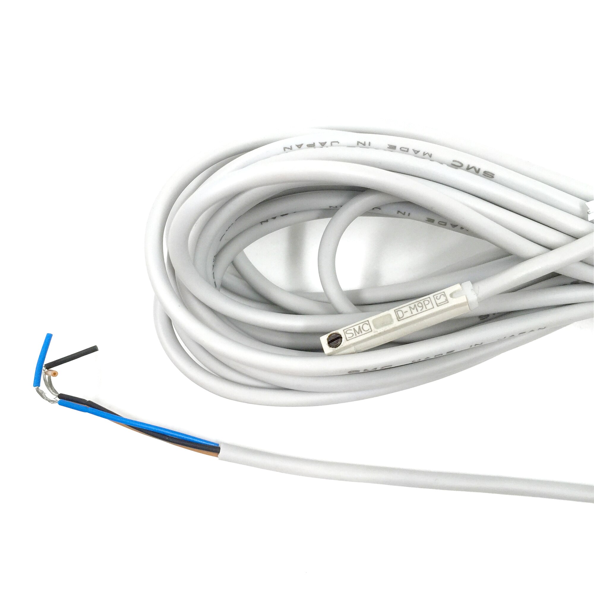 Interruttore a magnete SMC D-M9B D-M9PV D-M9NV D-F8B D-A73 D-M9BL D-C73 D-Z73 interruttore a induzione del cilindro D-F8N
