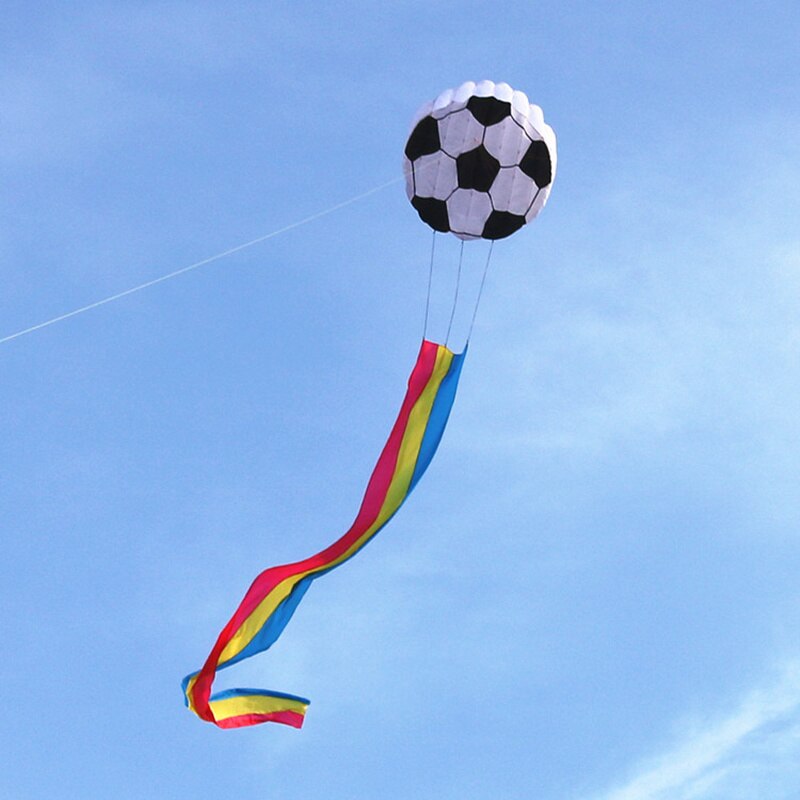 Zachte Opblaasbare Voetbal Kite Cartoon Kinderen Kite Kleur Lange Staart Enkele Lijn Kite Volwassen Outdoor Recreatie Sport Flying Tool
